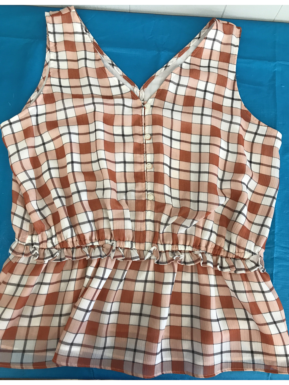 Ann Taylor Factory Blouse. Tank. Rust, Peach, White&Black Plaid. Size MP.    NWT